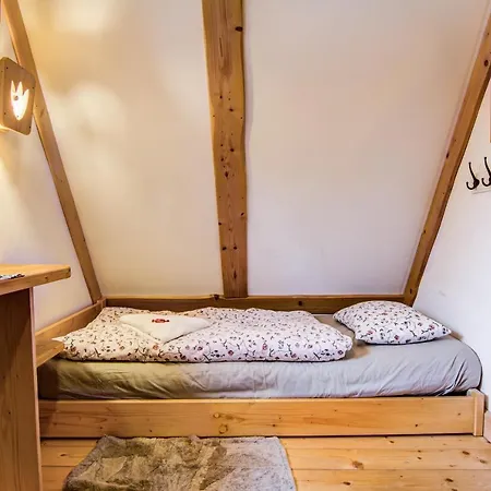 Zakopiana Domek Chalet *